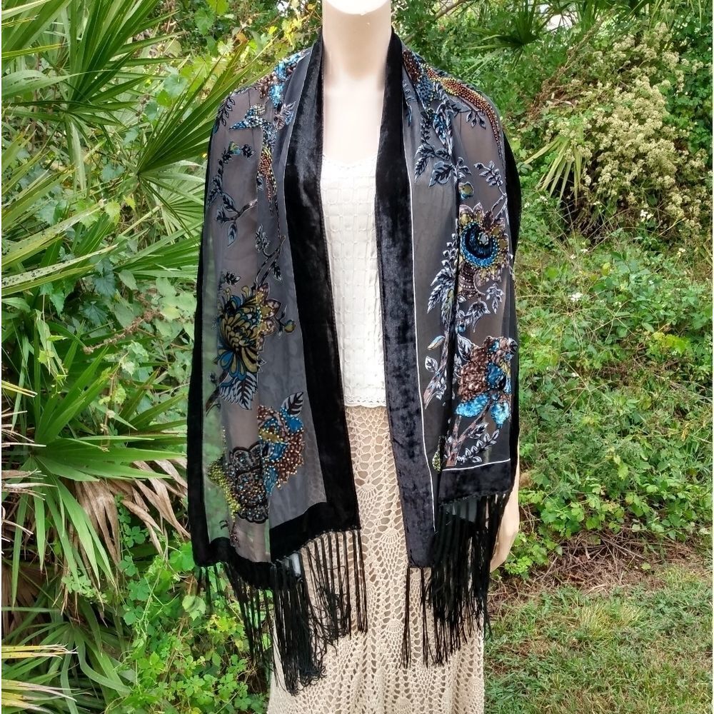 EUC Gorgeous Beaded Sheer Floral & Peacock Scarf/Wrap with Fringe